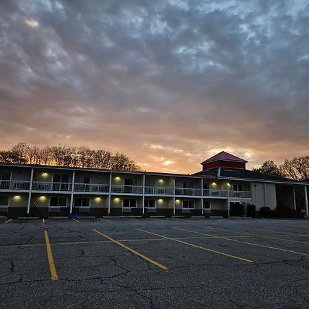 Center Street Value Inn Auburn Luaran gambar
