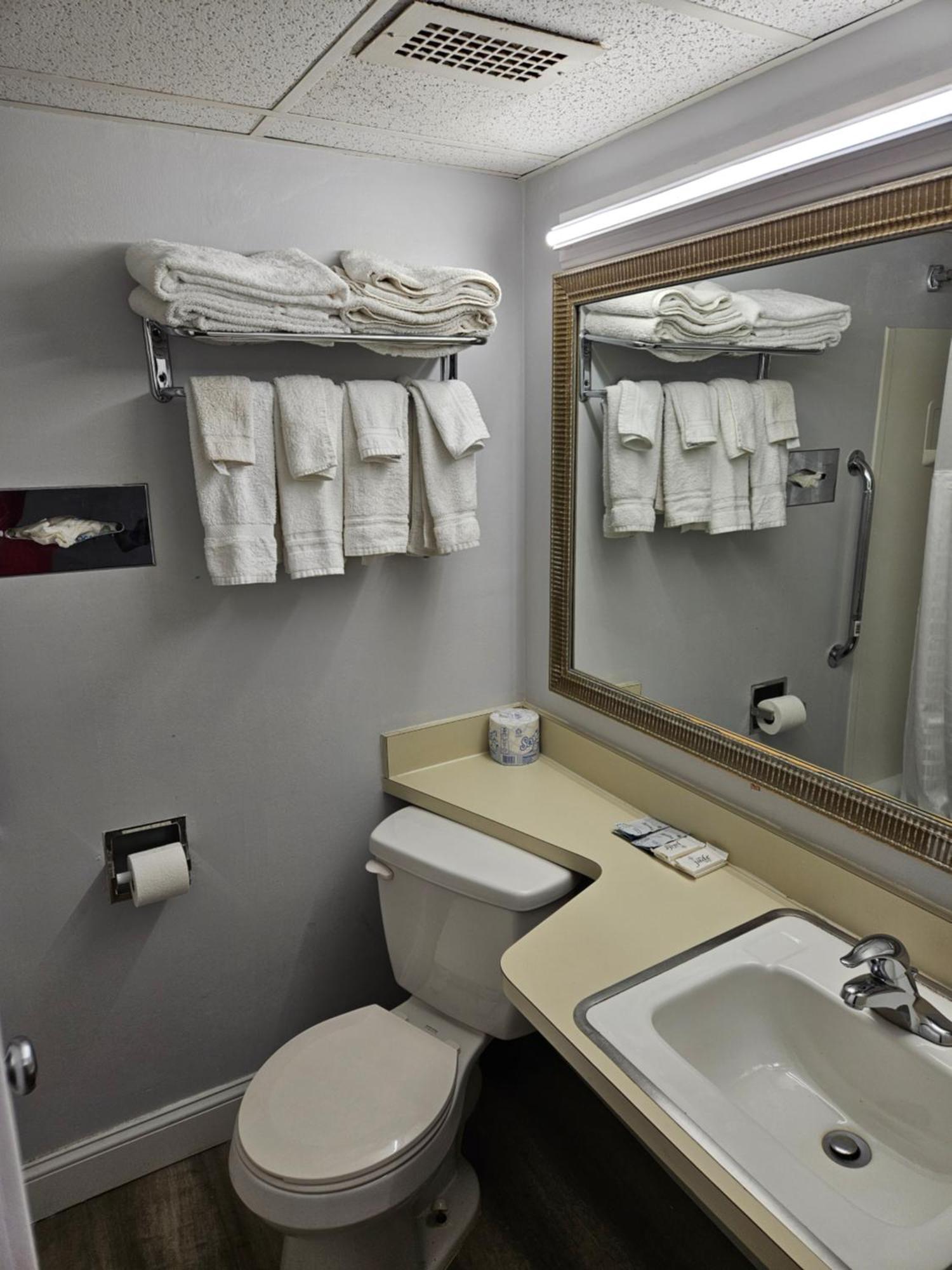 Center Street Value Inn Auburn Luaran gambar