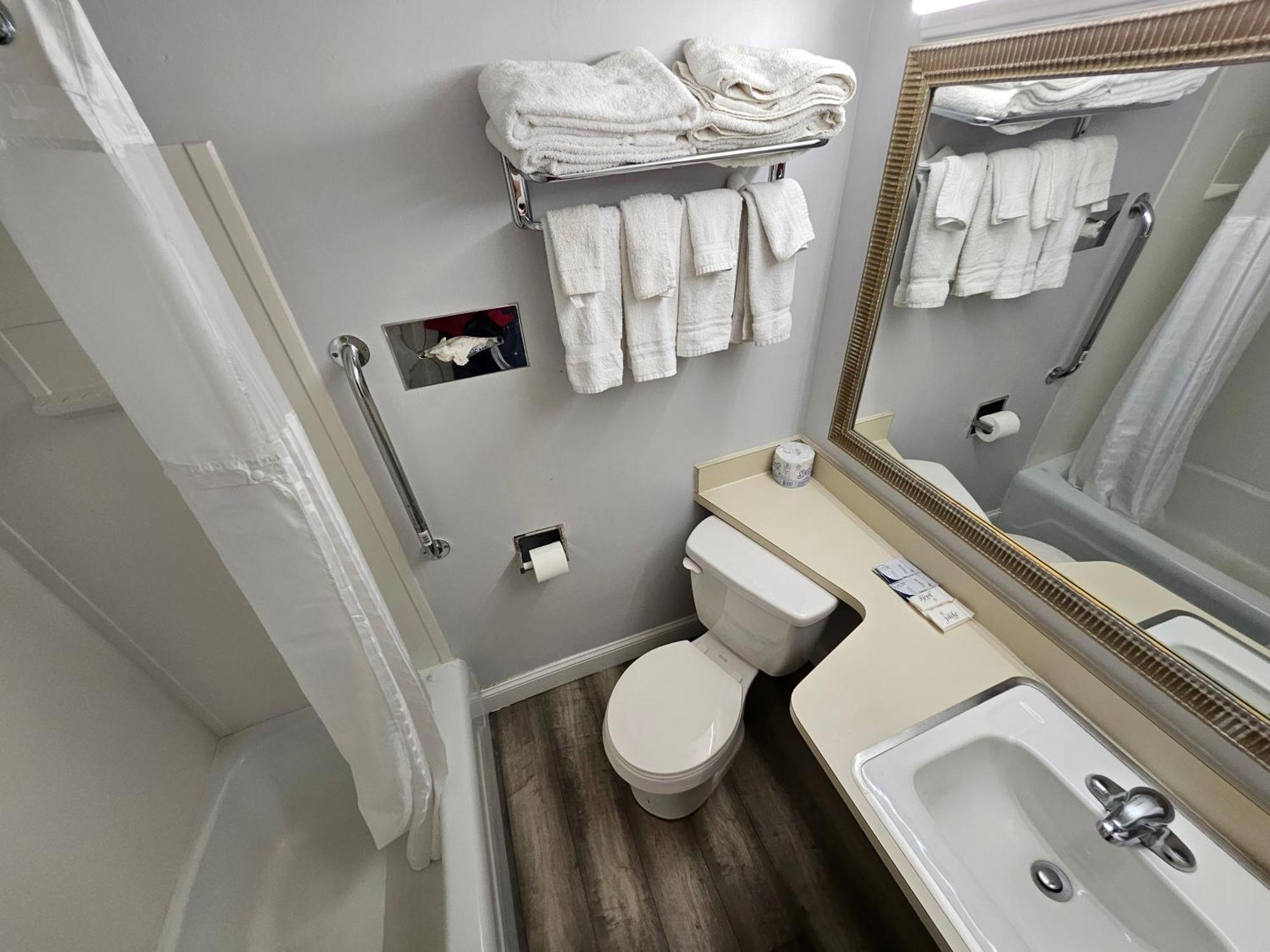 Center Street Value Inn Auburn Luaran gambar